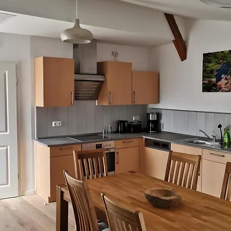 Ferienwohnung Neukalen Apartmán *