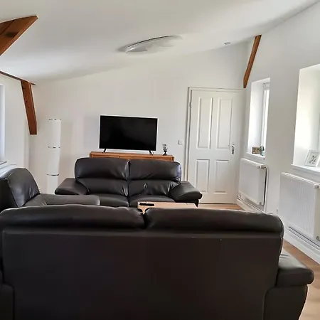 Ferienwohnung Neukalen *