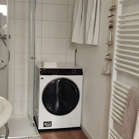 Ferienwohnung Neukalen Apartmán *